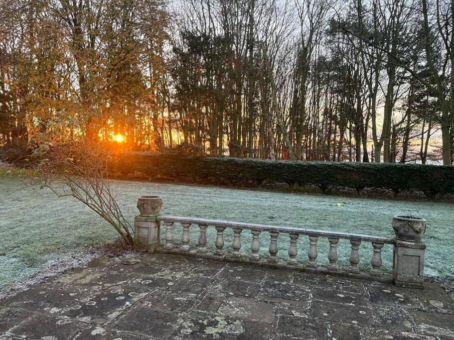 Вилла Brownhills Eaton  Экстерьер фото